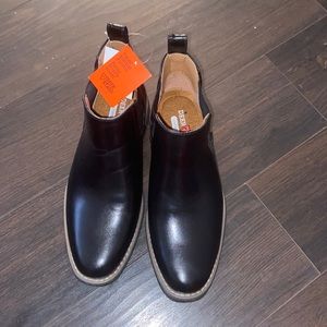 Boy dress boots